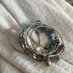 Alex & Ani bundle